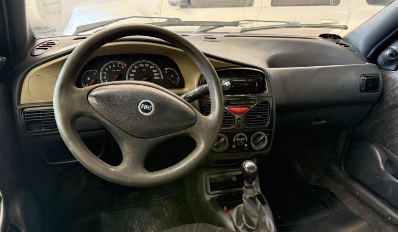 
								Fiat Siena 1.0 cheio									