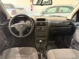 
										Chevrolet Astra GLS cheio									