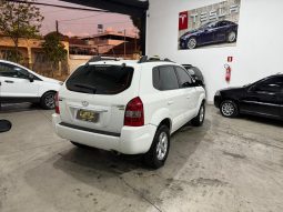 
										Hyundai Tucson cheio									