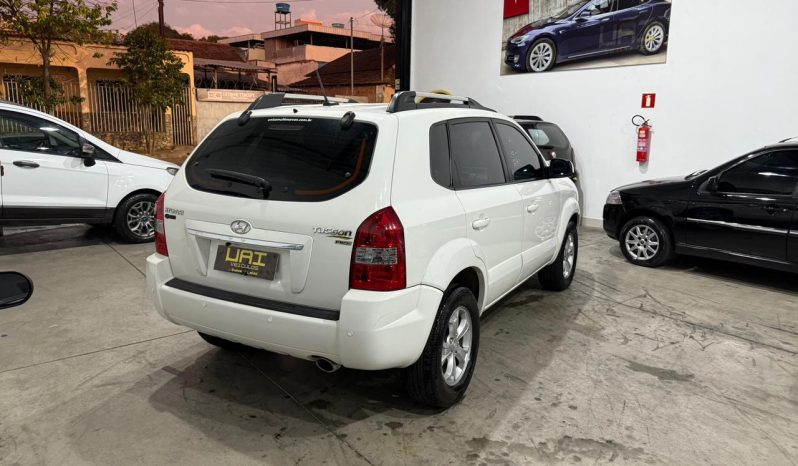 
								Hyundai Tucson cheio									