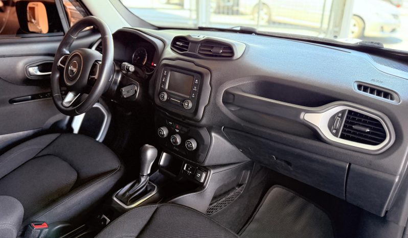 
								Jeep Renegade Sport cheio									