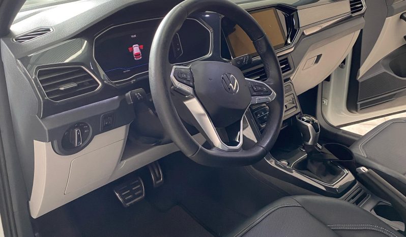 
								T-Cross Highline cheio									