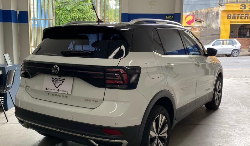 
								T-Cross Highline cheio									